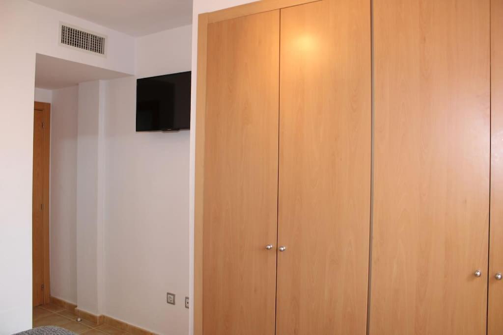 Bright & Airy Sea View Apartment موخاكار المظهر الخارجي الصورة