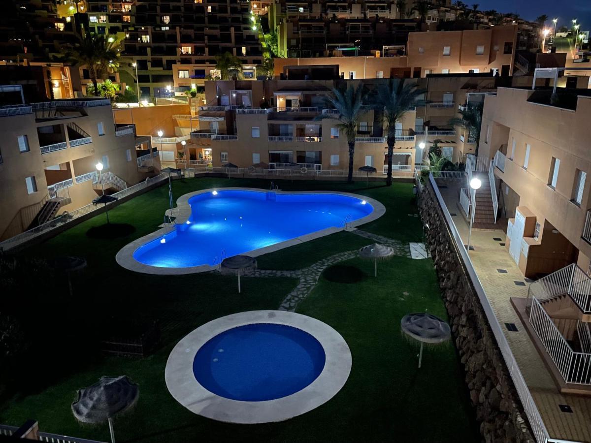 Bright & Airy Sea View Apartment موخاكار المظهر الخارجي الصورة